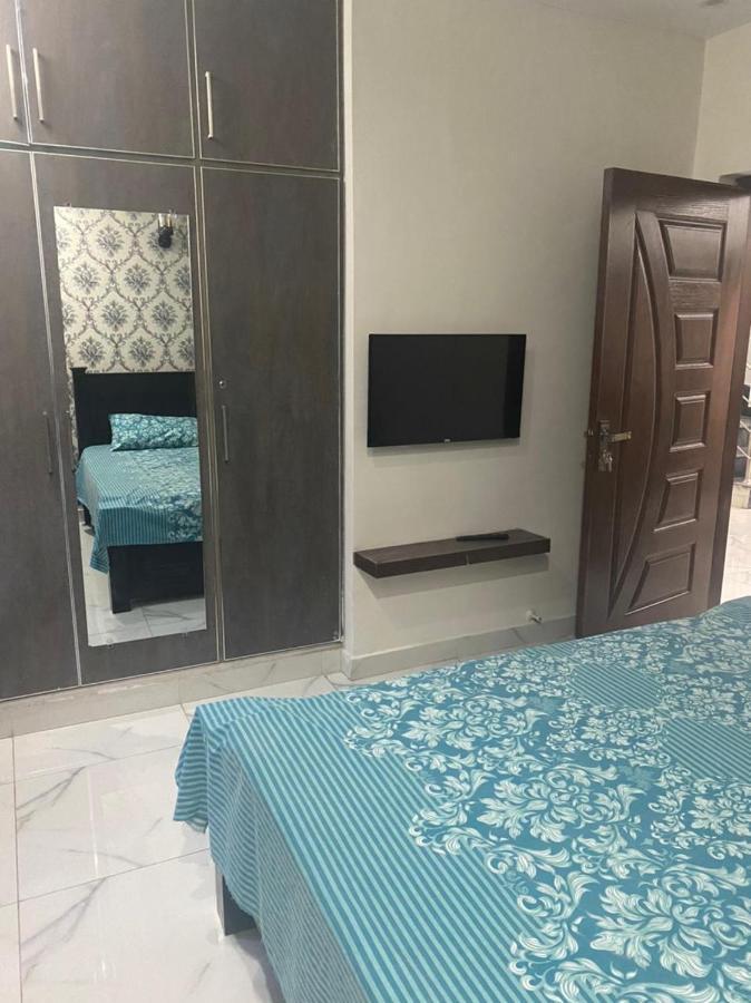 Grey Orchard Homestay - A Family Place Lahore Exteriör bild