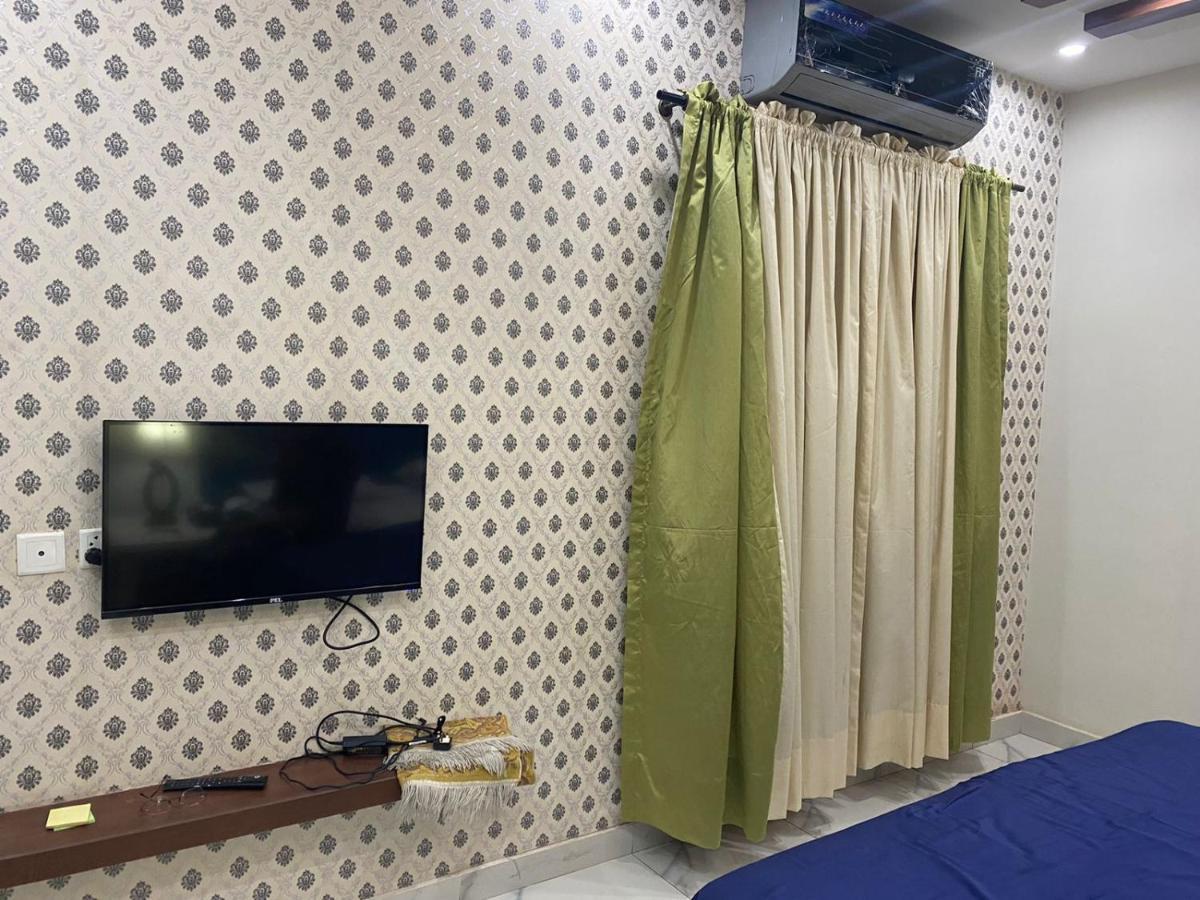 Grey Orchard Homestay - A Family Place Lahore Exteriör bild